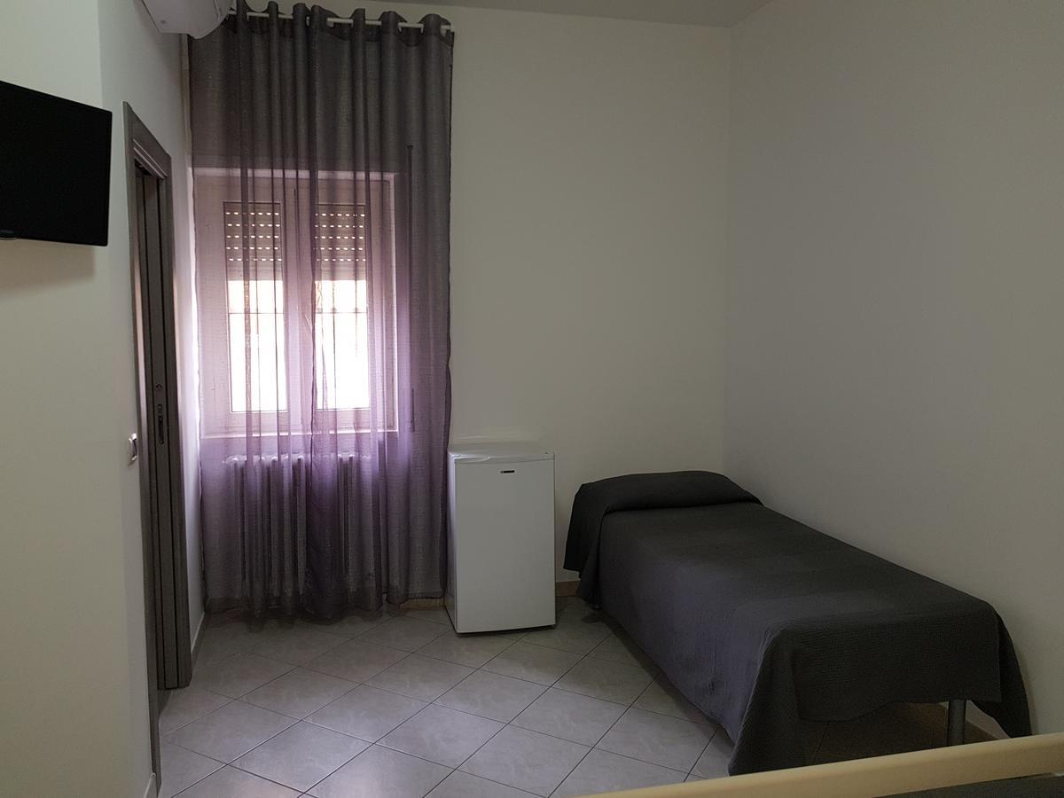 Holiday B&B Vico Del Gargano Luaran gambar