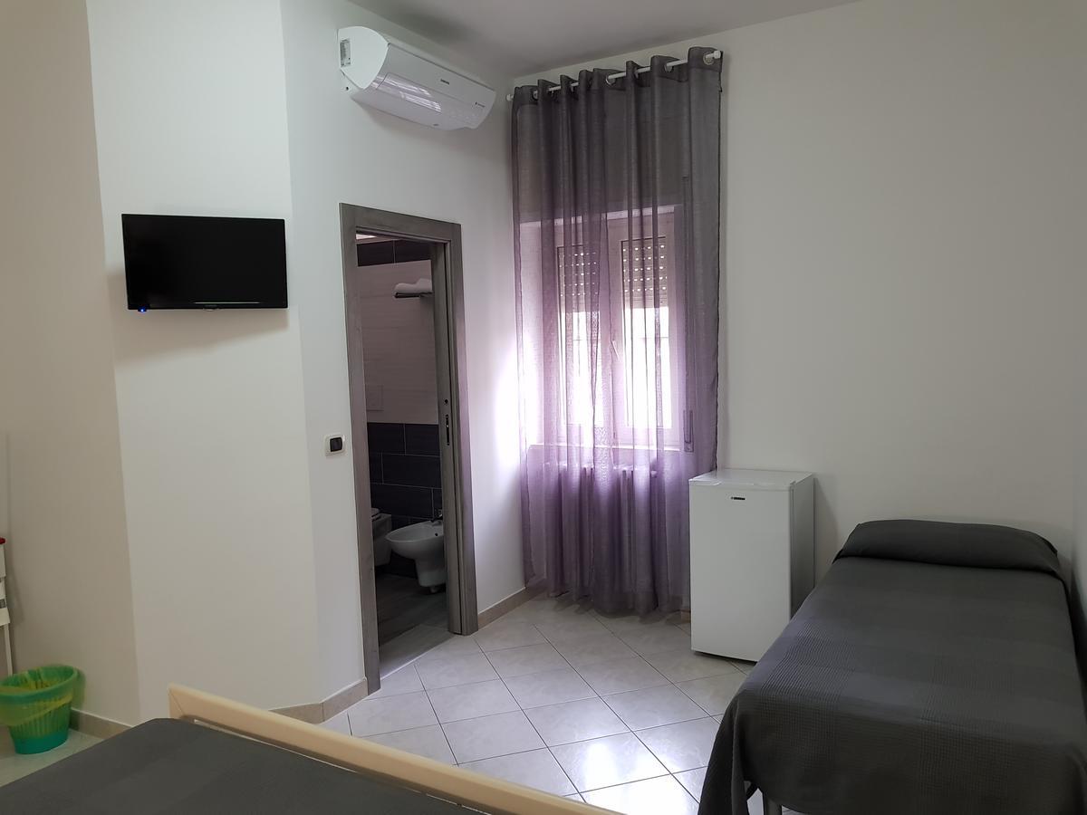 Holiday B&B Vico Del Gargano Luaran gambar